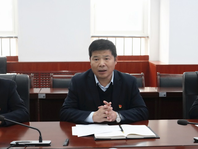 1764229491960937.jpg 党委书记顾学福为学员们讲授开班第一讲 - 副本.JPG